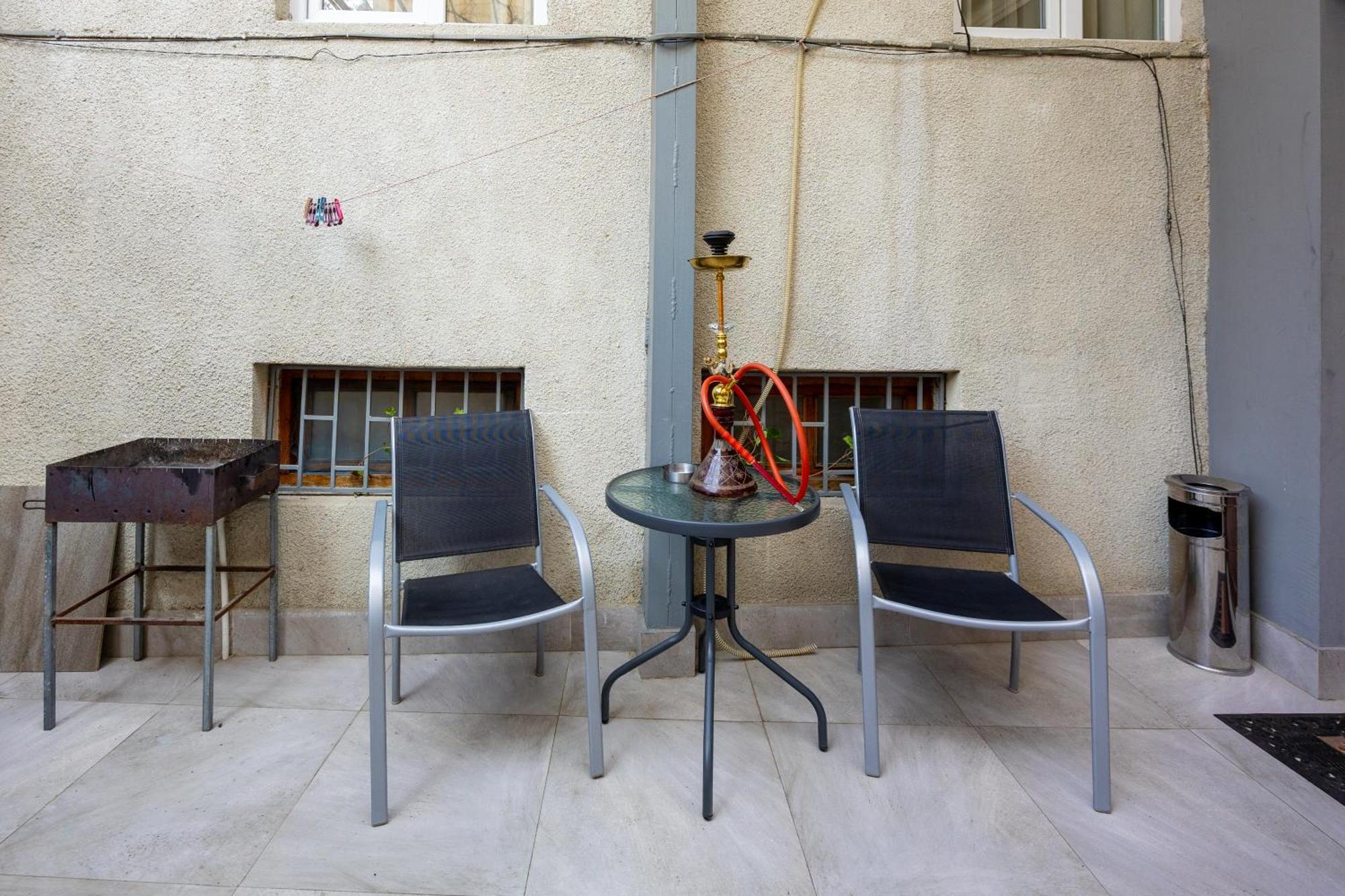 Rustaveli Two Bedroom Apartment With 5 Star Location Tbilisi Esterno foto
